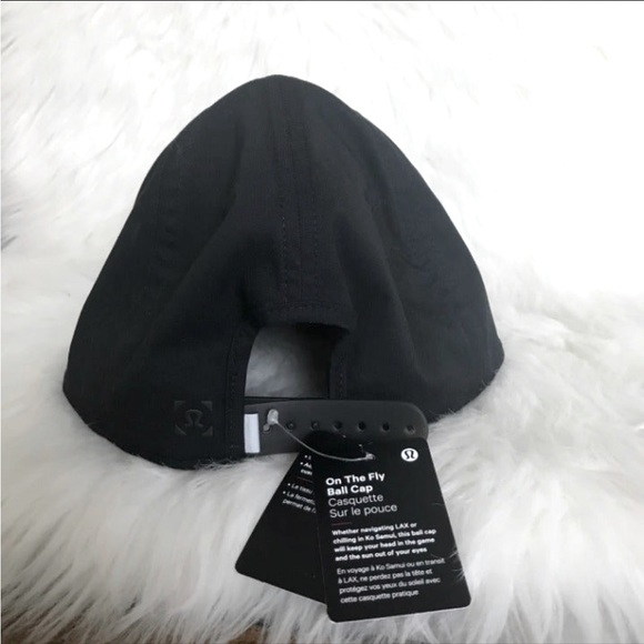 Lululemon On The Fly Cap - Picture 3 of 5